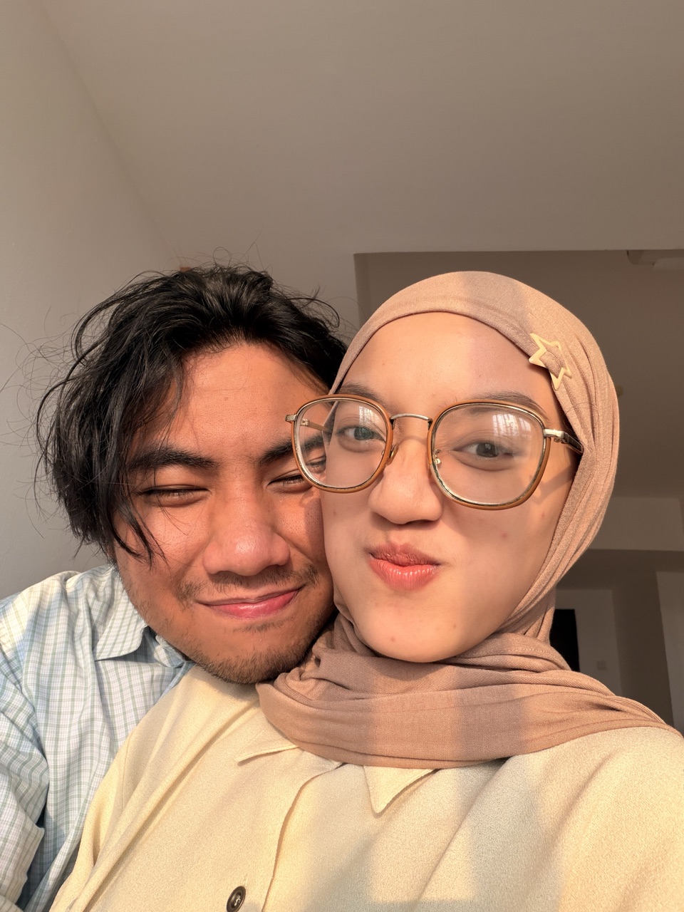 Momen random Naifa dan Ajis
